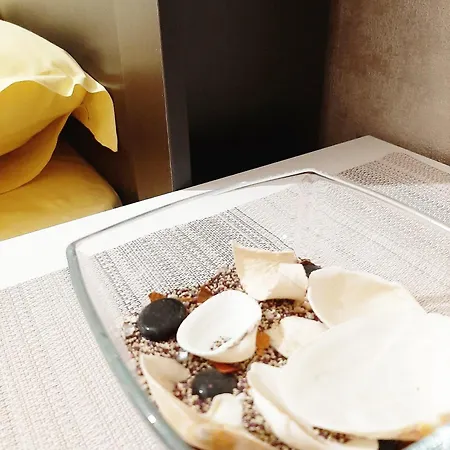 Cezar Faleza-nord Constanta-plaja Reyna Апартаменти