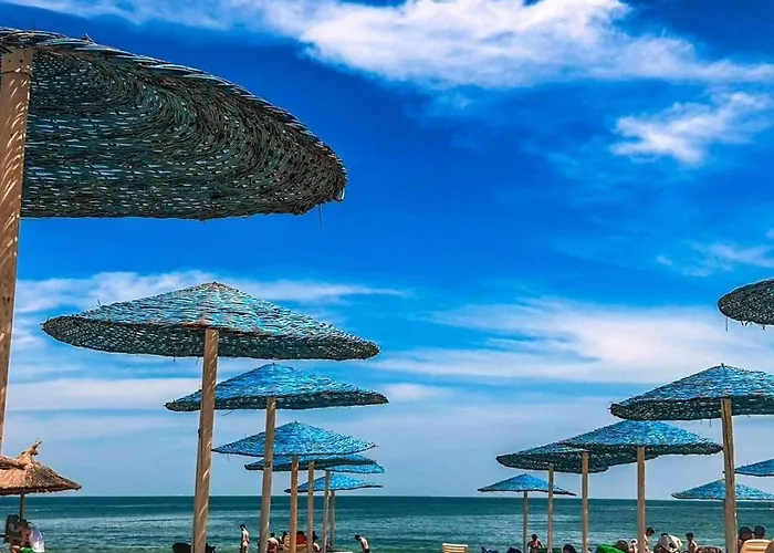 Cezar Faleza-nord Constanta-plaja Reyna Apartament