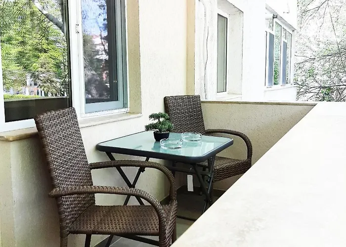 Apartament Cezar Faleza-nord Constanta-plaja Reyna